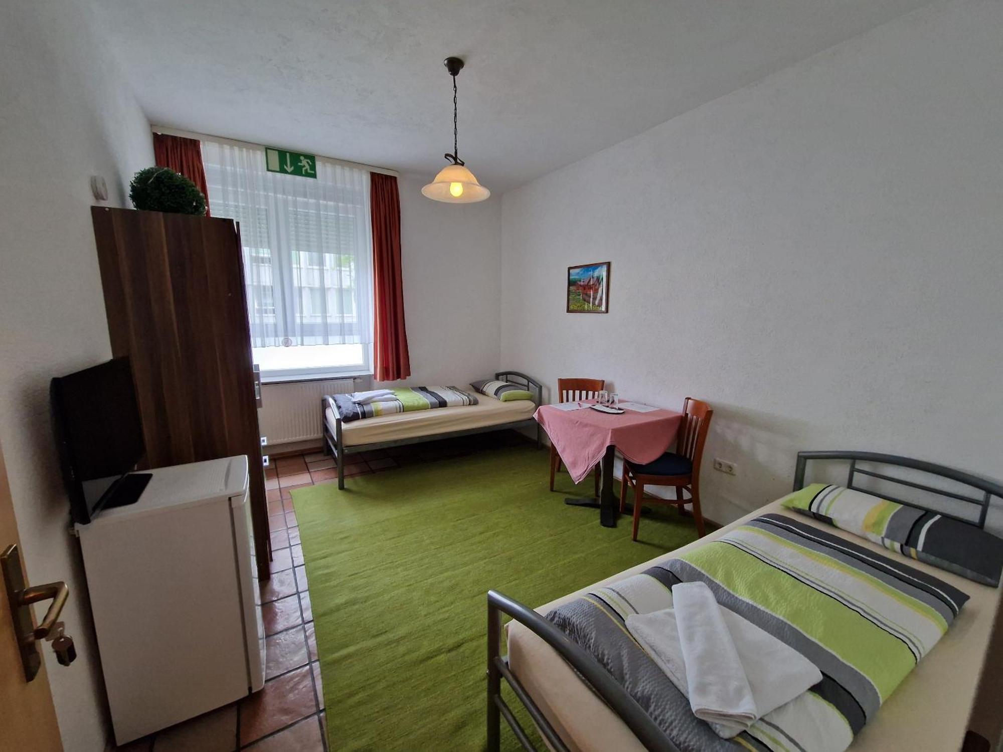 Pension Antalya Friedrichshafen Ruang foto