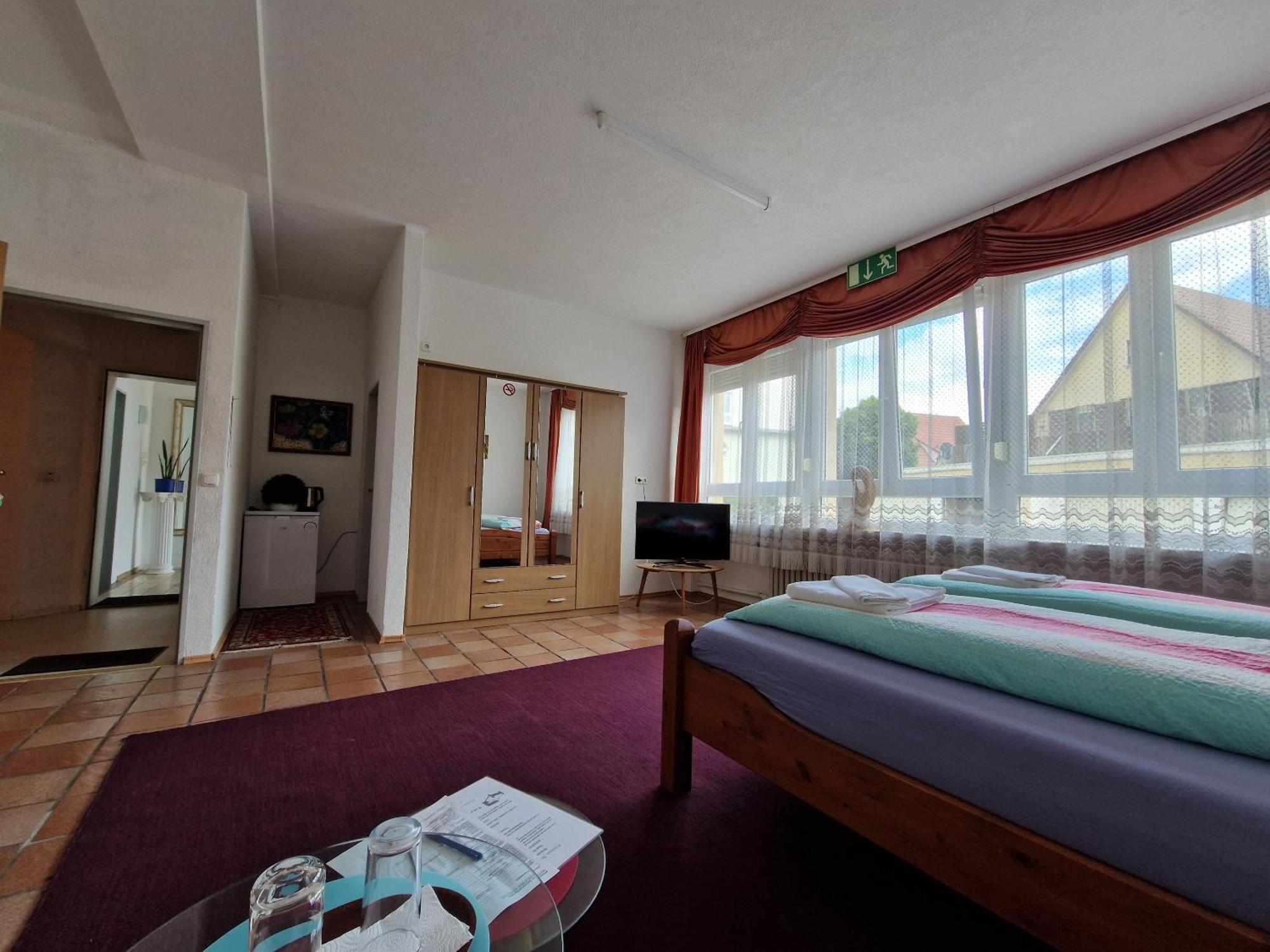 Pension Antalya Friedrichshafen Bagian luar foto