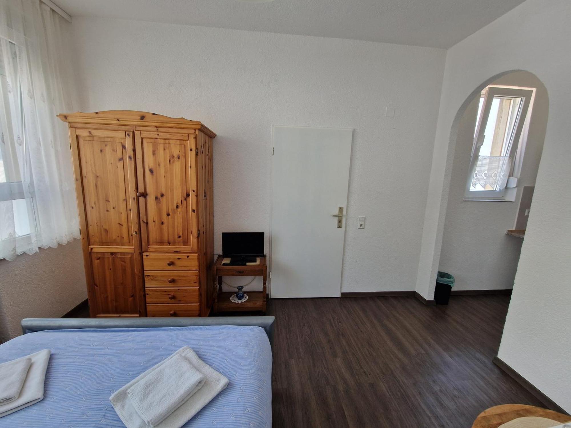 Pension Antalya Friedrichshafen Bagian luar foto