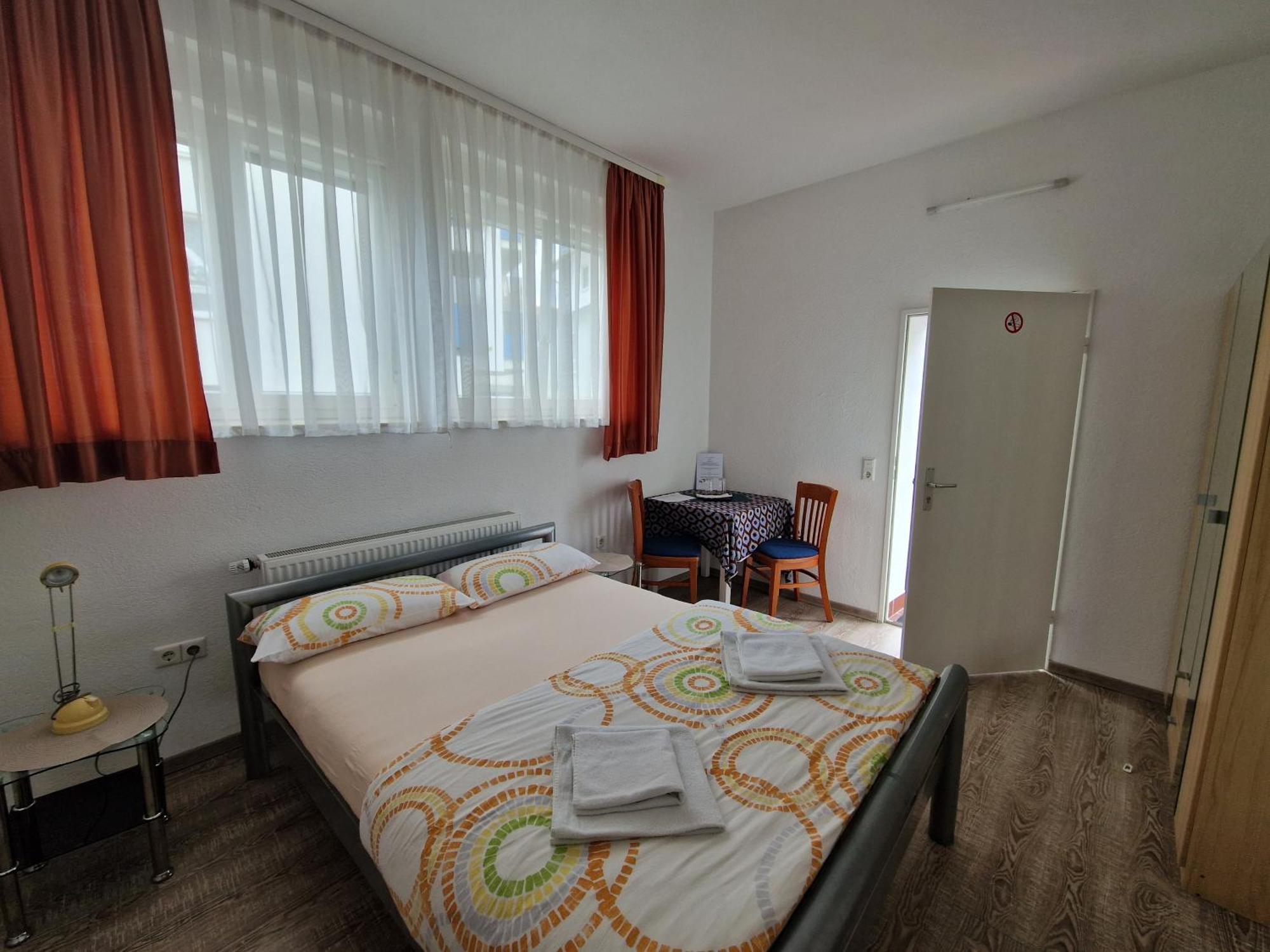 Pension Antalya Friedrichshafen Bagian luar foto